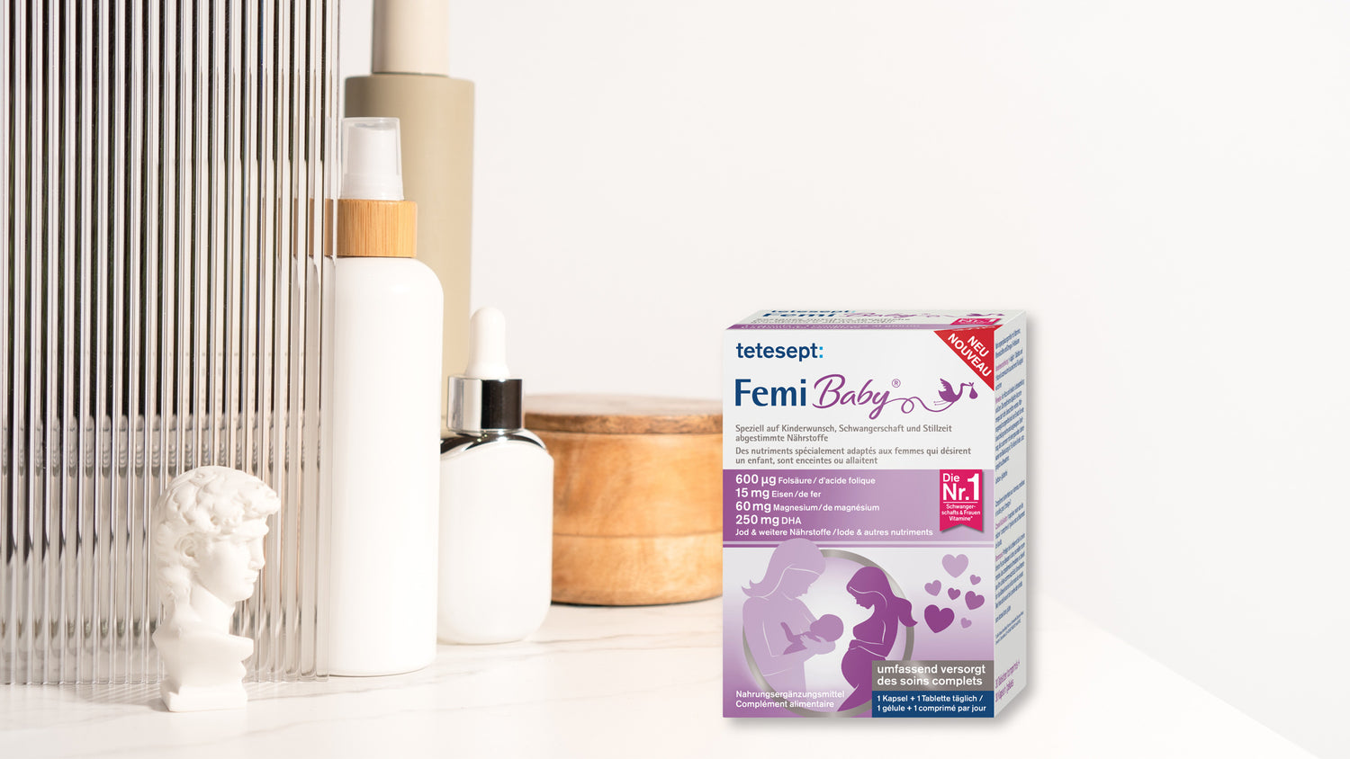 Femi Baby Produkt steht im Badezimmer.